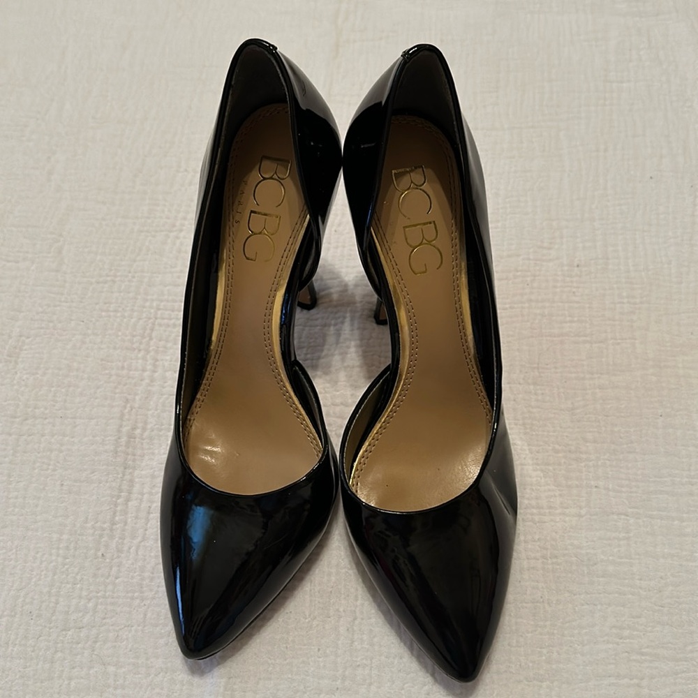 BCBG Black Heels Size 8 GUC